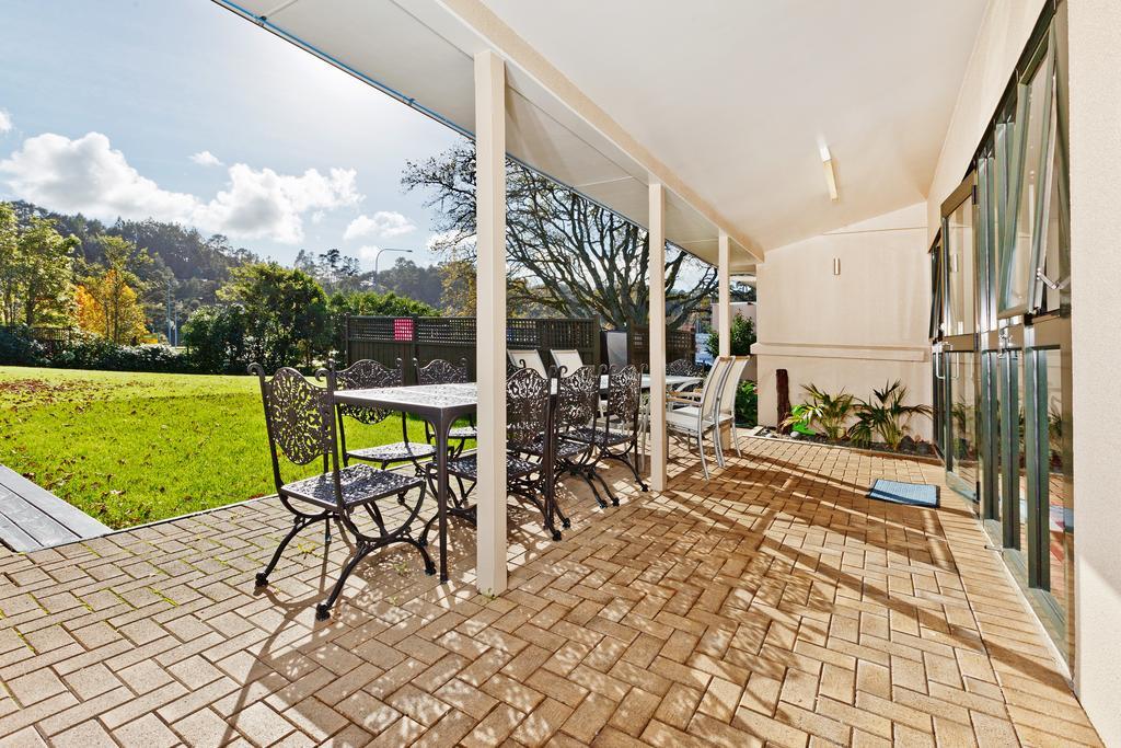 Albany Oak Motel Auckland Exterior photo