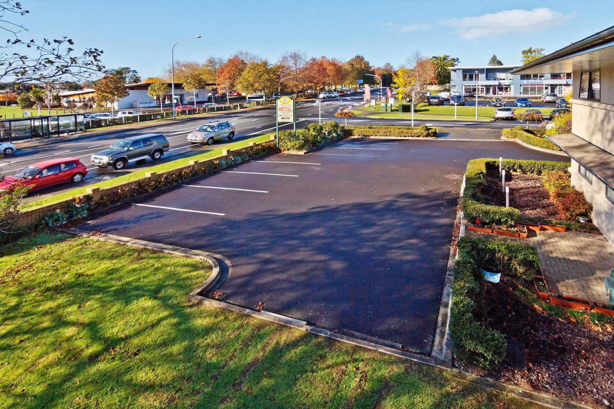Albany Oak Motel Auckland Exterior photo