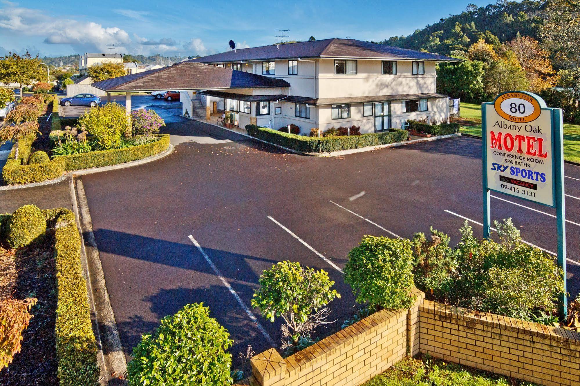 Albany Oak Motel Auckland Exterior photo