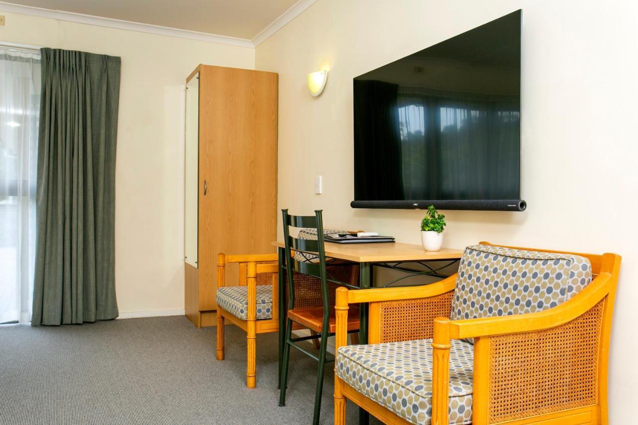 Albany Oak Motel Auckland Exterior photo